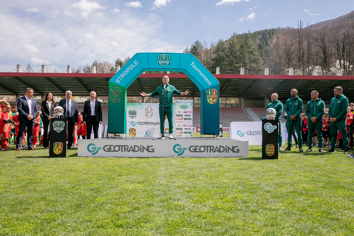 Hristo Stoichkov at the Etropole football tournament.